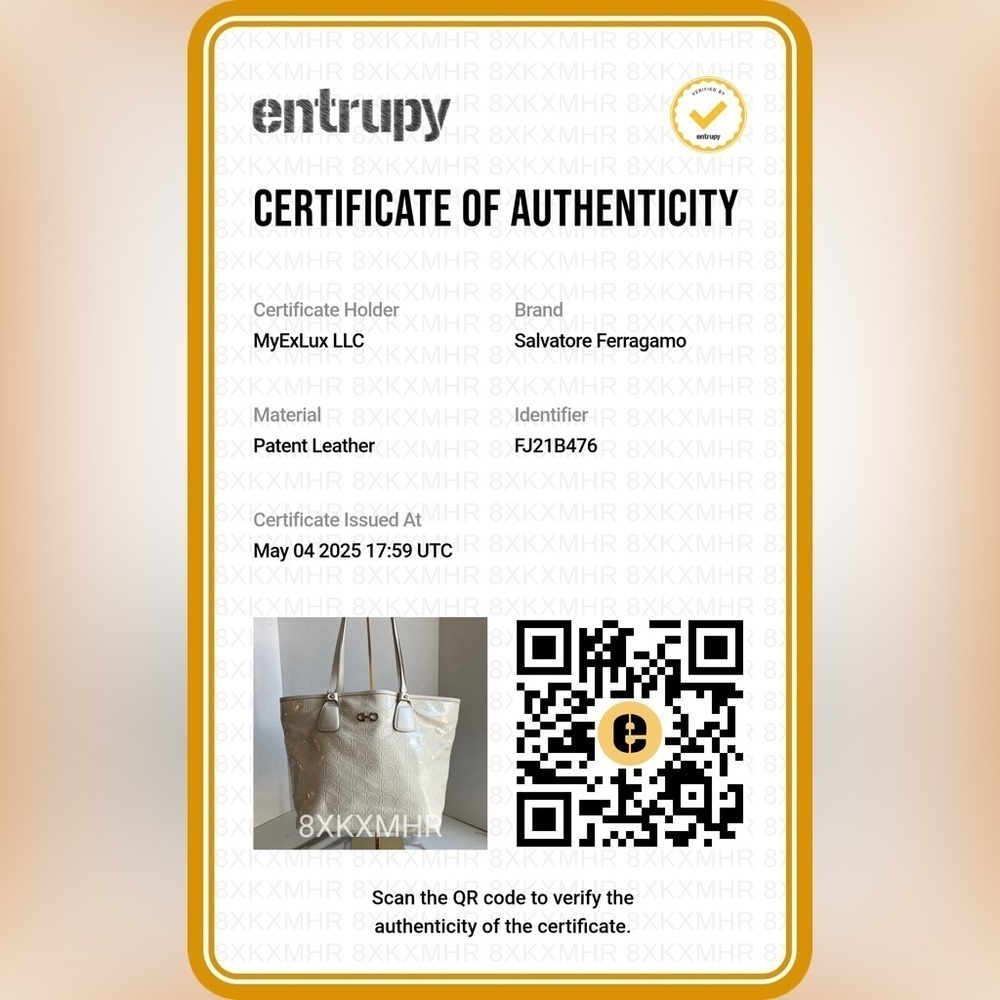 Authentic Salvatore Ferragamo Gancini Embossed Leather w/ COA - Picture 2 of 15